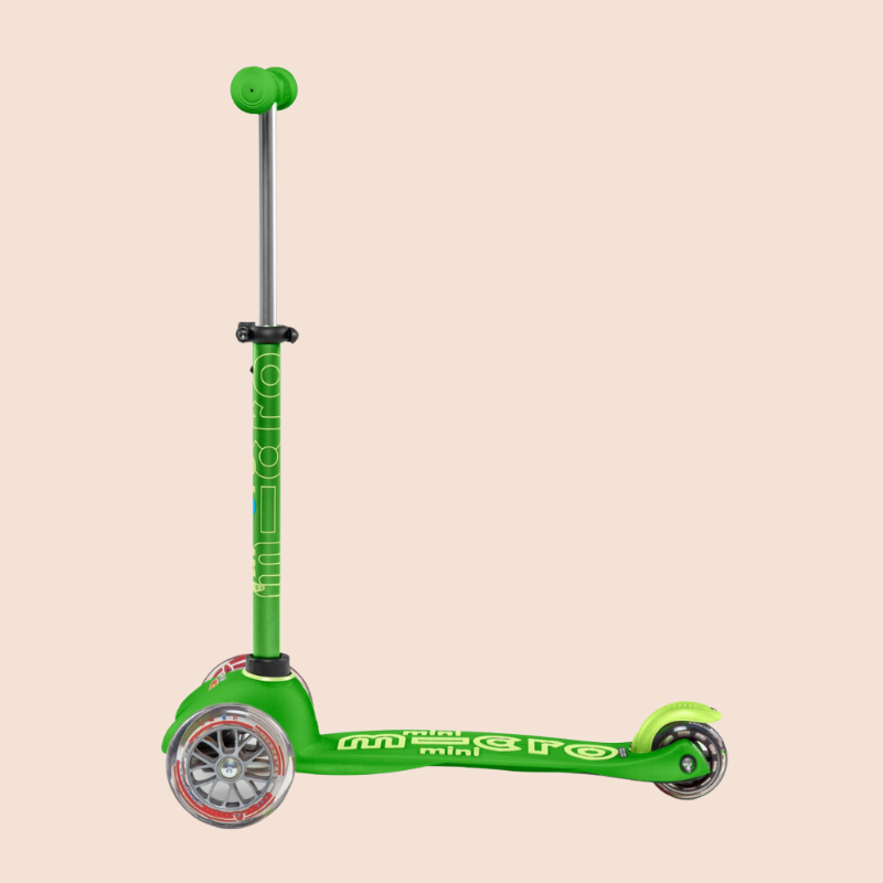 Mini Micro Deluxe 3 Wheel Scooter | Green (2-5 Years)