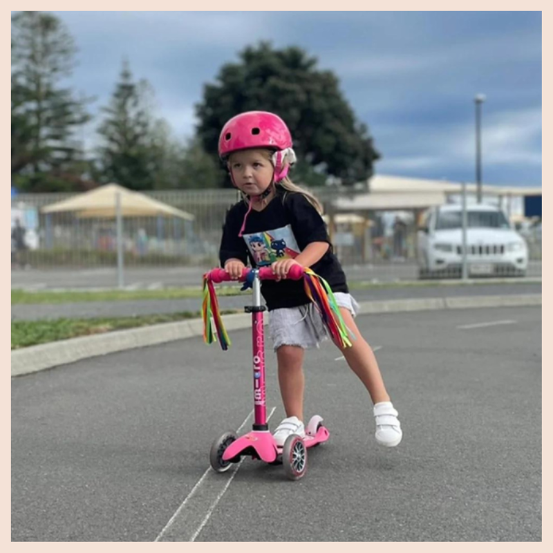 Mini Micro Deluxe 3 Wheel Scooter | Pink (2-5 Years)