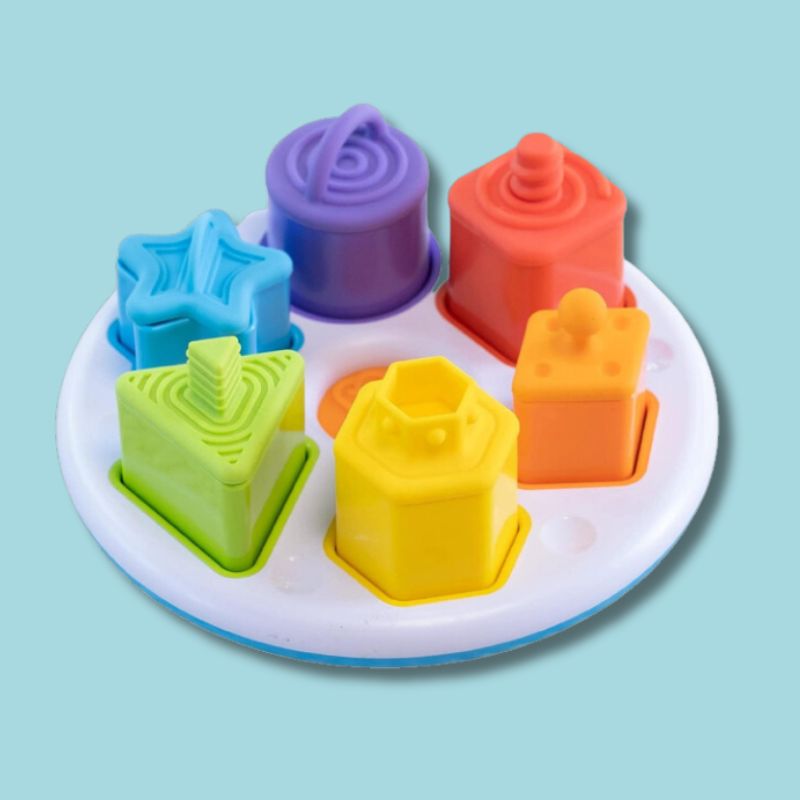 Plugzy | Early Shape Learning