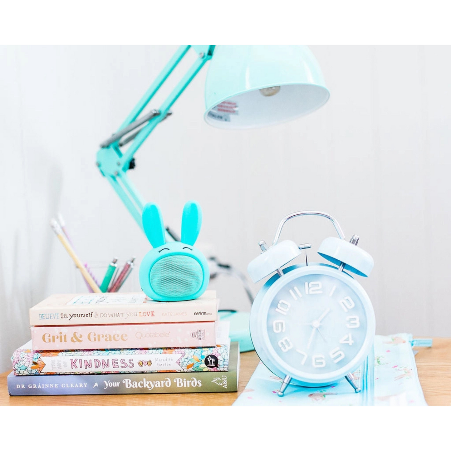 Harper Bee Clock