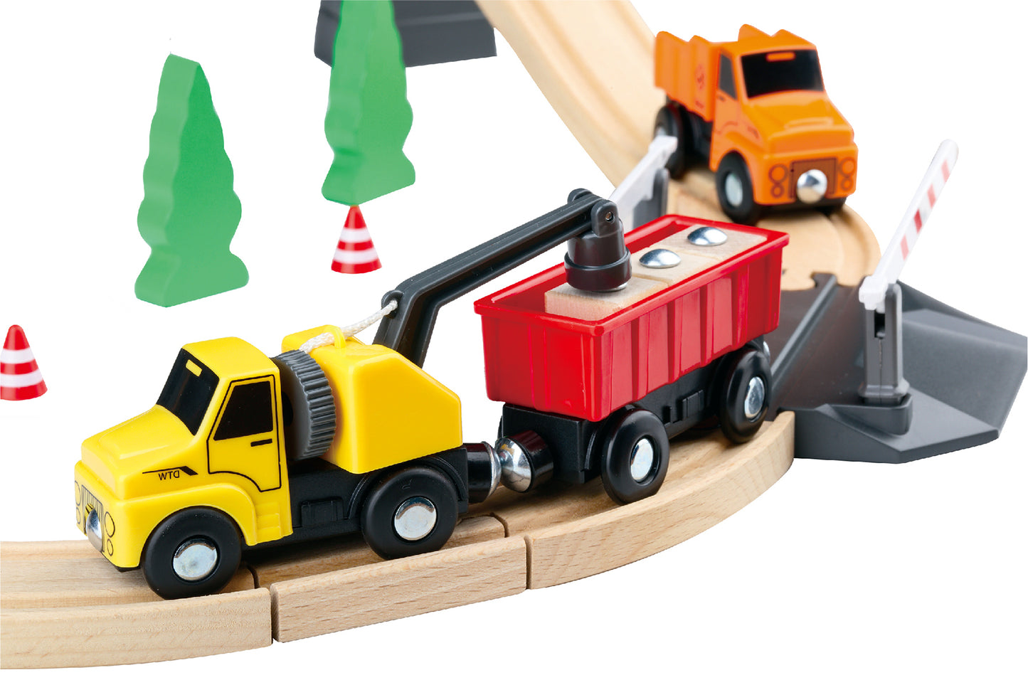 Tooky Toy Wooden Construction Yard Train Set (35 pcs)