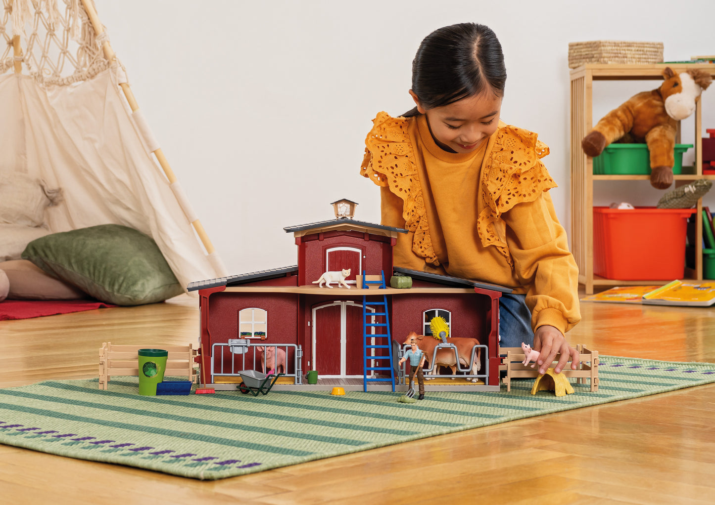 Schleich - Red Barn with Animals & Accessories