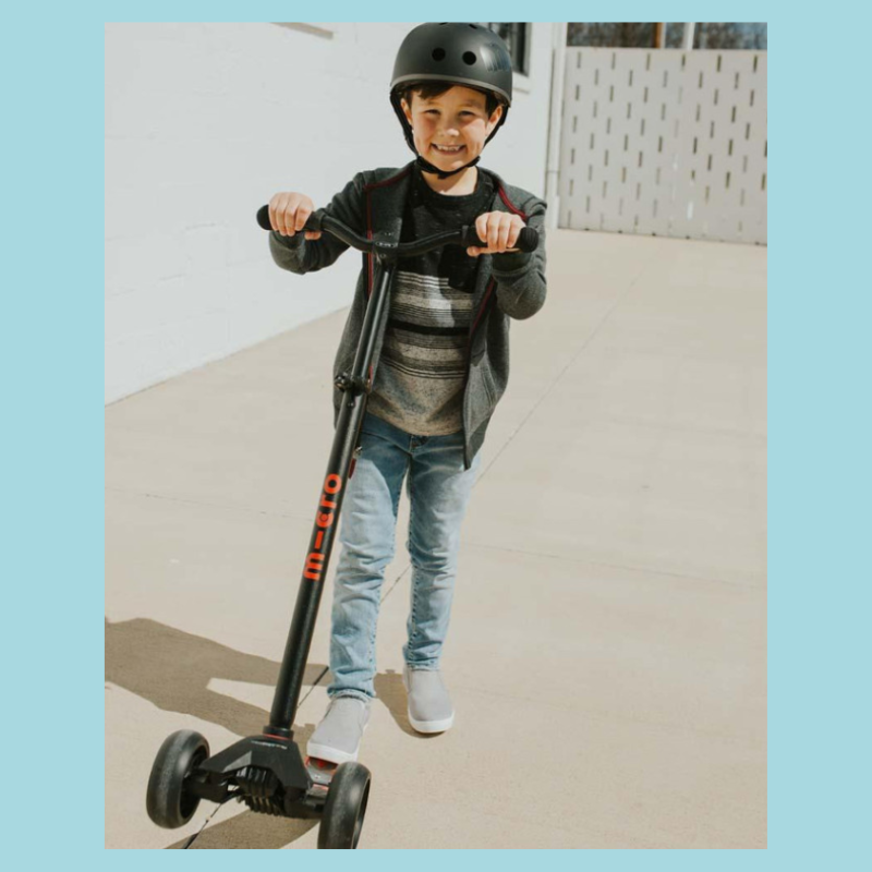 Micro Scooters Maxi Deluxe Pro | Black (5-12 Years)