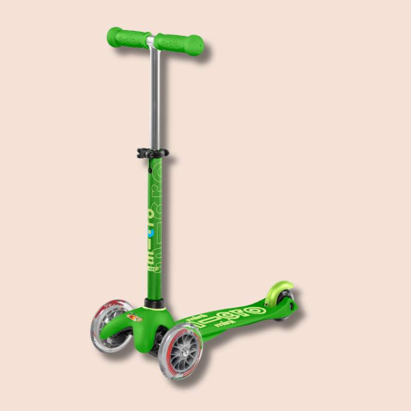 Mini Micro Deluxe 3 Wheel Scooter | Green (2-5 Years)