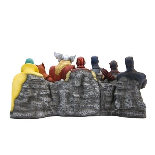 Marvel Comics – Avengers Assemble Alex Ross Fine Art Sculpture – additional product view