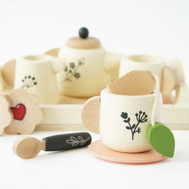 Le Toy Van Wooden Tea Set and Tray – 12-Piece Pretend Play Set