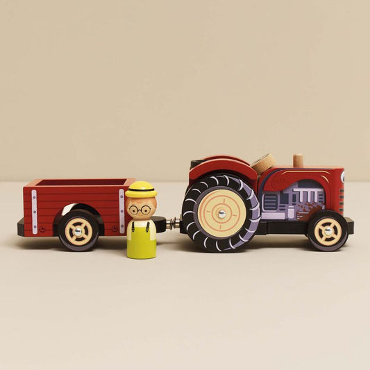Wooden Farmyard Tractor and Trailer