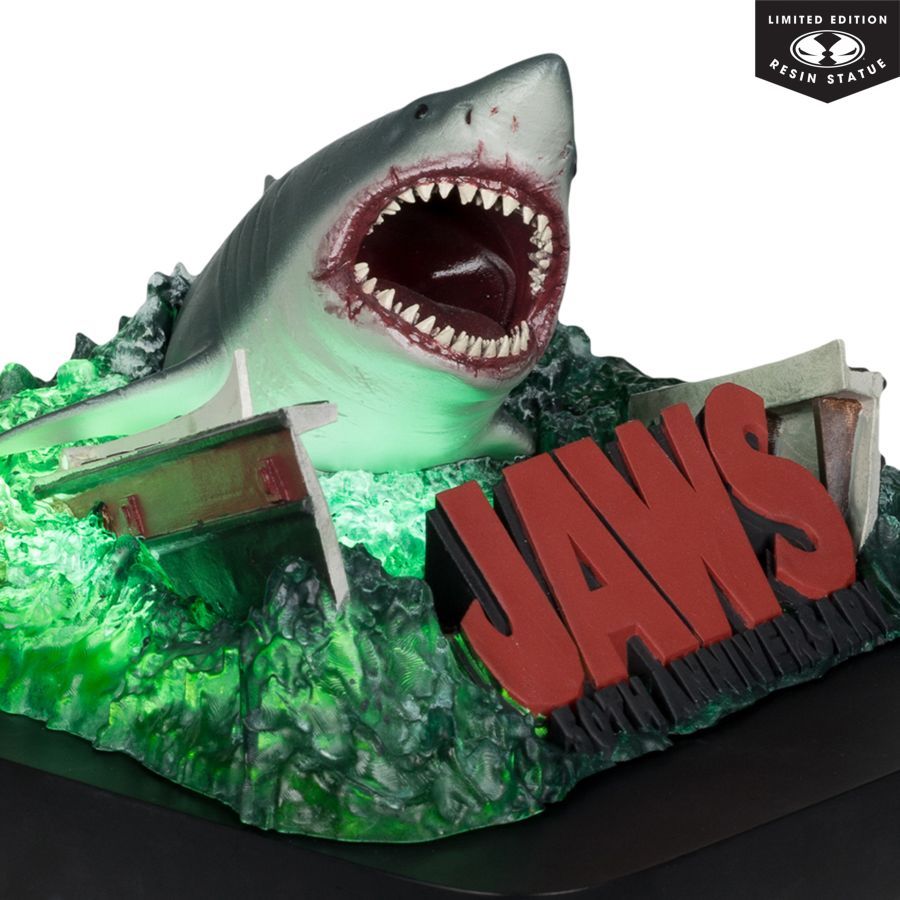 Jaws – Jaws Attacking Boat 50th Anniversary 1:48 Scale Resin Statue – additional product view