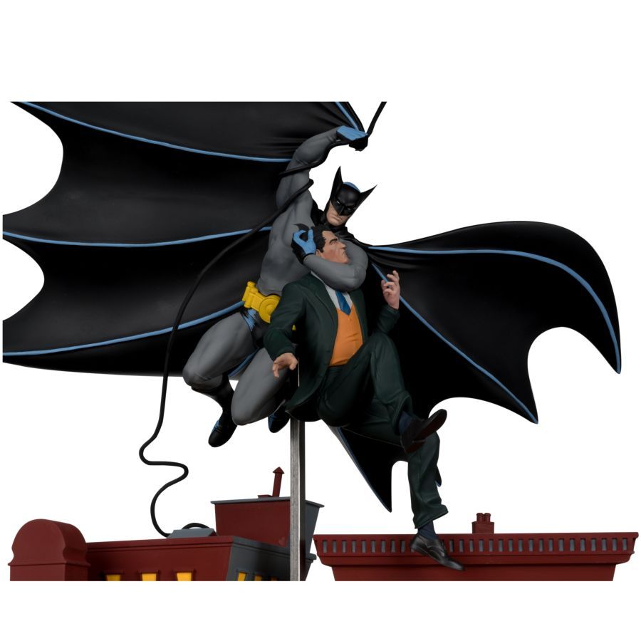 DC Comics – Batman Detective Comics #27 Resin Statue – additional product view