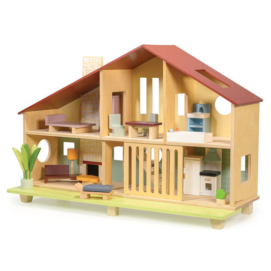 Cedar Chalet with Furniture