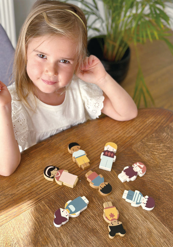 Doll Family with Cat